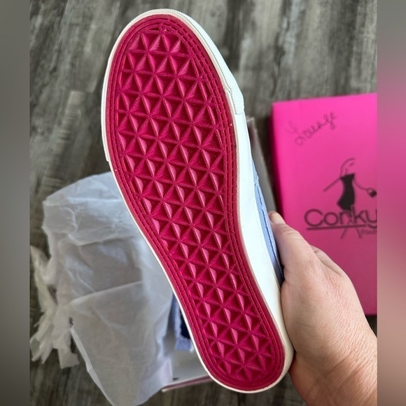 Corky Babalu Lilac - Picture 3 of 7